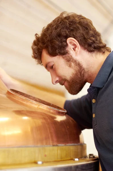 Bière Brasserie Production Avec Homme Usine Pour Fabrication Alcool Contrôle — Photo
