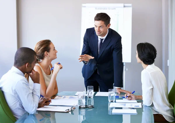 Homem Negócios Palestrante Reunião Uma Equipe Gestão Corporativa Com Conversa — Fotografia de Stock