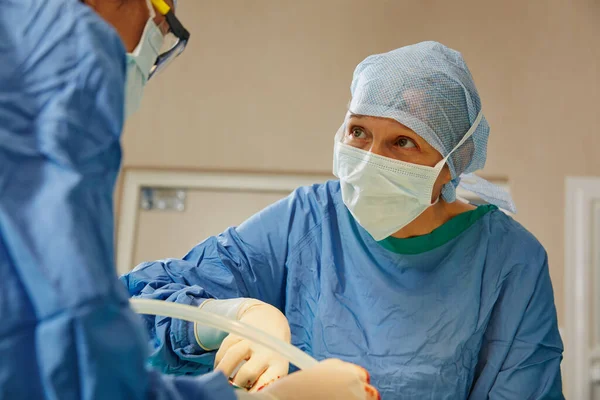 Sono Una Squadra Chirurghi Prim Ordine Team Chirurghi Che Eseguono — Foto Stock