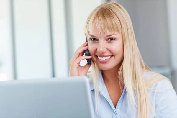 Business Woman Call Closeup Young Business Woman Using Cell Phone — Stock Photo, Image