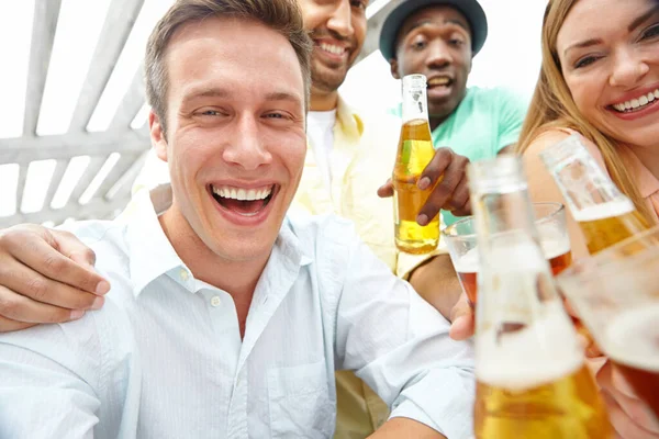 Tipsy Loving Closeup Portrait Group Friends Enjoying Drinks Together — Stock Photo, Image