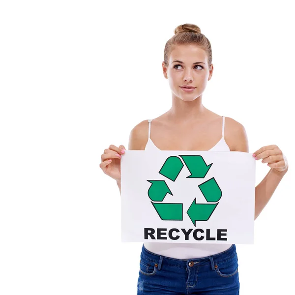 Ona Sprawę Osobistą Młoda Nastolatka Odwraca Wzrok Trzymając Znak Recyklingu — Zdjęcie stockowe