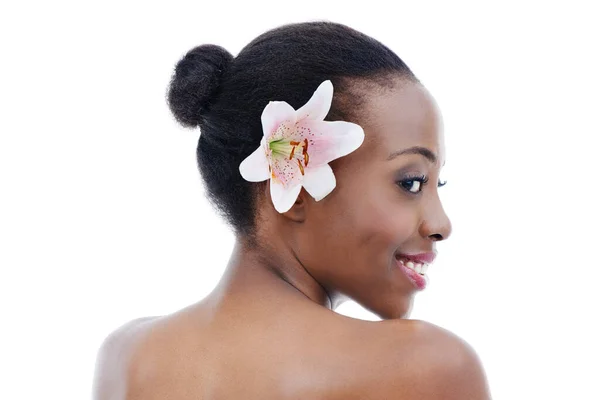 Kůže Tak Jemná Studio Záběr Mladého Afrického Amerického Modelu Květinou — Stock fotografie