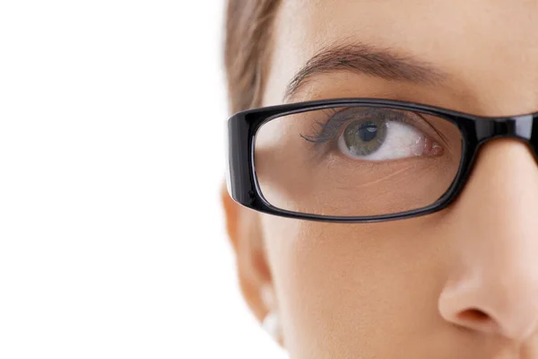 Gözünü Başarıya Dikti Beyaz Gözlüklü Çekici Bir Genç Kadının Fotoğrafı — Stok fotoğraf
