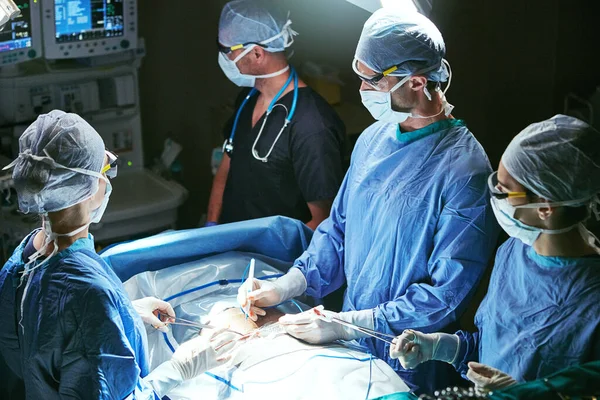 Levens Redden Taakomschrijving Chirurgen Een Operatiekamer — Stockfoto