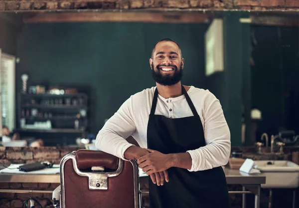 Barber Shop Hair Stylist Black Man Portrait Entrepreneur Smile Salon — Stock Photo, Image