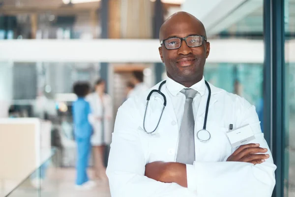 Your Health Serious Subject Here Portrait Confident Doctor Working Hospital — Stock Photo, Image