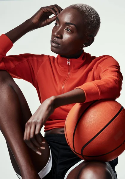 Für Ein Leben Ohne Basketball Studioaufnahme Einer Attraktiven Jungen Frau — Stockfoto