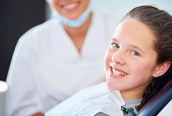 Another Checkup Aced Female Dentist Child Dentist Office — Stock Photo, Image