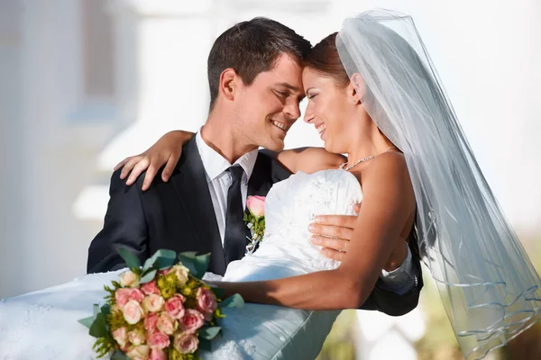 Весілля Шлюб Або Весілля Нареченою Нареченим Святкуванні Свіжому Повітрі Молодята — стокове фото