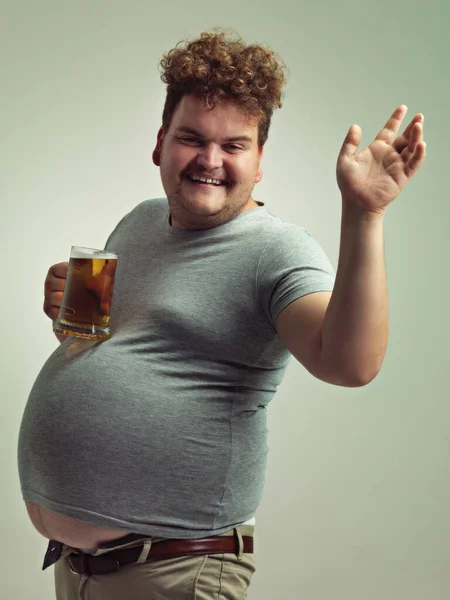 Love You Guys Waving Overweight Man Balancing His Beer His — Stock Photo, Image