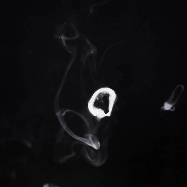 Rökring Rörelse Vit Png Och Transparent Bakgrund Med Föroreningar Virvel — Stockfoto