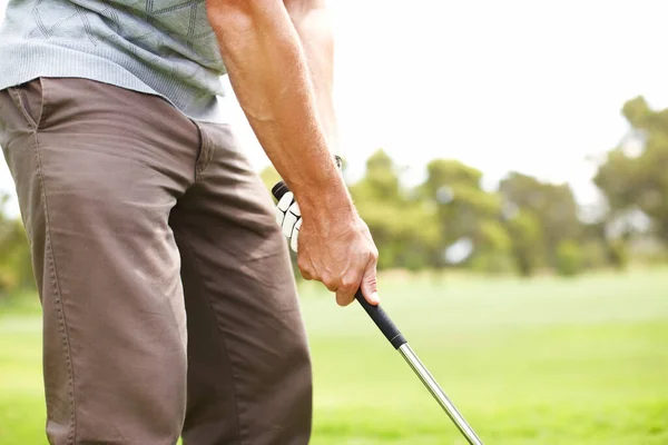 Técnica Forma São Cruciais Vista Cortada Homem Jogando Golfe Campo — Fotografia de Stock
