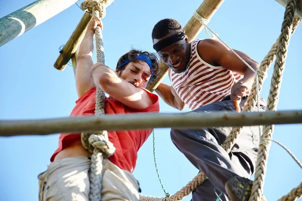 Difference Try Triumph Little Umph Two Young Men Going Obstacle — Stock Photo, Image