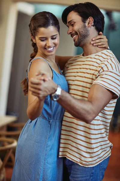 Kitchen Dancing Affectionate Young Couple Dancing Kitchen Home — Stock Photo, Image