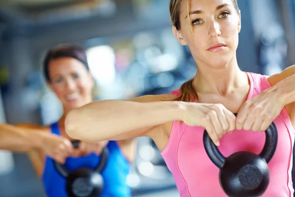 Making Great Progress Beautiful Young Woman Working Out Gym — Stock Photo, Image