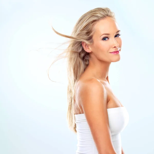 Faultless Beauty Studio Shot Beautiful Young Woman Perfect Skin Blue — Stock Photo, Image