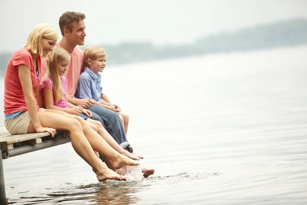 Water Meer Vakantie Met Familie Met Voet Het Water Voor — Stockfoto