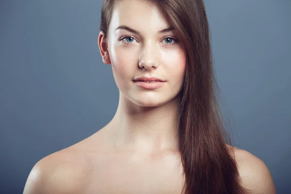 Kůže Krása Obličej Portrét Ženy Studiu Přírodním Make Upem Kosmetikou — Stock fotografie