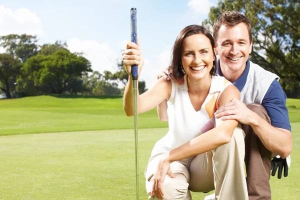 Enjoy Golfing Together Hobby Young Couple Smiling Crouched Together Golf — Stock Photo, Image