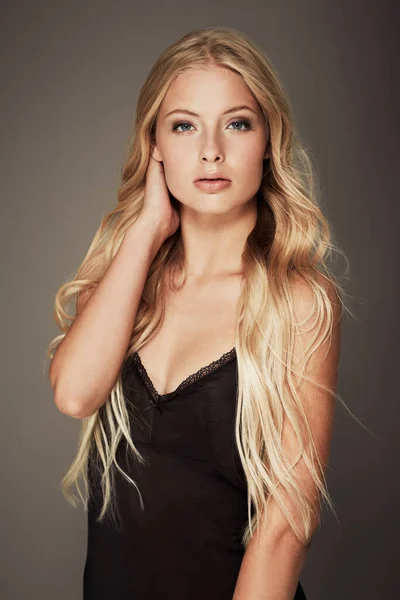 Beauty Portrait Young Woman Studio Backdrop Person Marketing Advertising Self — Stock Photo, Image