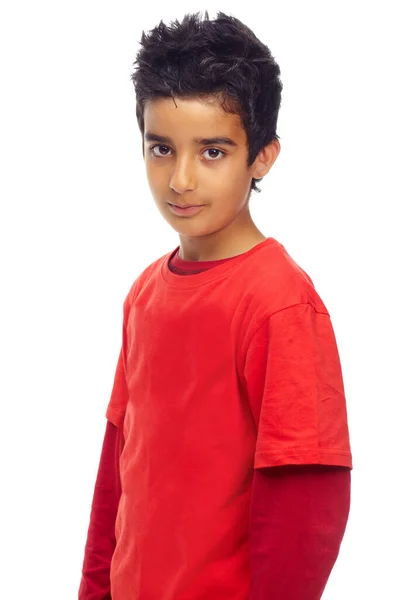 Izolované Chlapecké Dítě Studiový Portrét Móda Červeným Tričkem Sebevědomé Pohodě — Stock fotografie