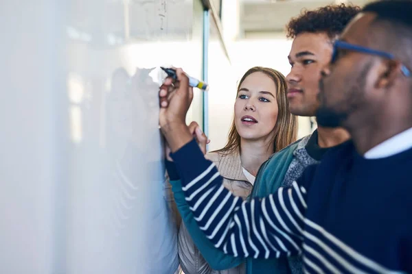 Sharing Important Technique Young Man Writing Whiteboard While Students Look — Stock Photo, Image