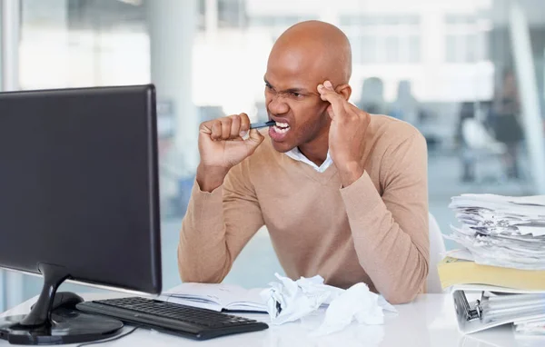 Stress Computer Burnout Business Man Biting His Pen Desk Office — Stock Photo, Image