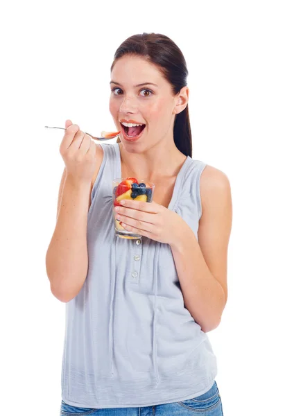 Retrato Comendo Mulher Salada Frutas Vidro Para Perda Peso Dieta — Fotografia de Stock