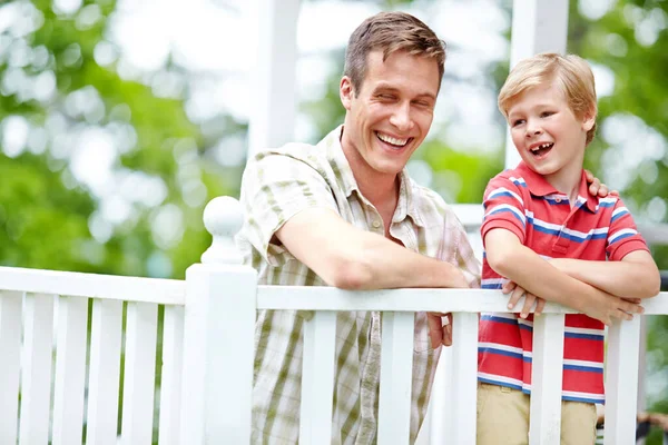 Sharing Laugh Young Boy His Father Sharing Some Quality Time — Stock Photo, Image