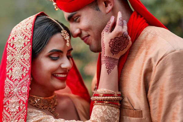 Boda Matrimonio Mano Henna Con Pareja Juntos Celebración Del Amor —  Fotos de Stock