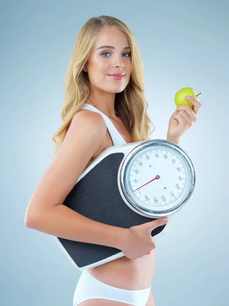 Woman Portrait Apple Scale Lose Weight Smile Healthy Food Isolated — Stock Photo, Image