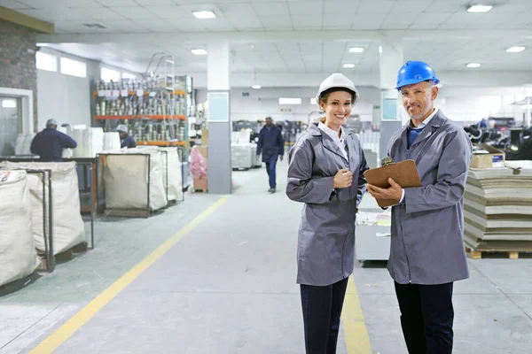 Making Logistics Look Easy Portrait Two Managers Workwear Standing Printing — Stock Photo, Image