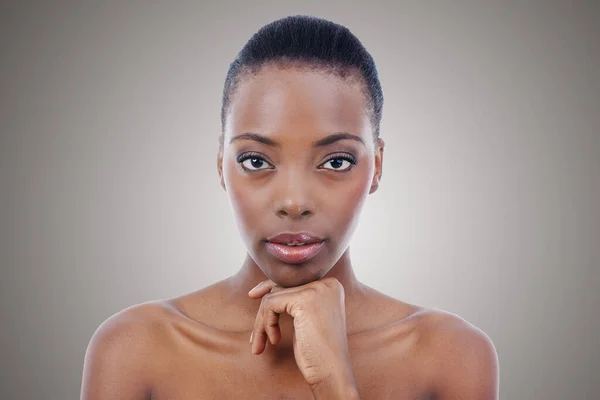 Natürlich Perfekte Haut Studio Schönheitsaufnahme Eines Attraktiven Ethnischen Modells Isoliert — Stockfoto