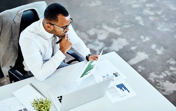 Financial Report Laptop Black Business Man His Office Finance Analyst — Stock Photo, Image