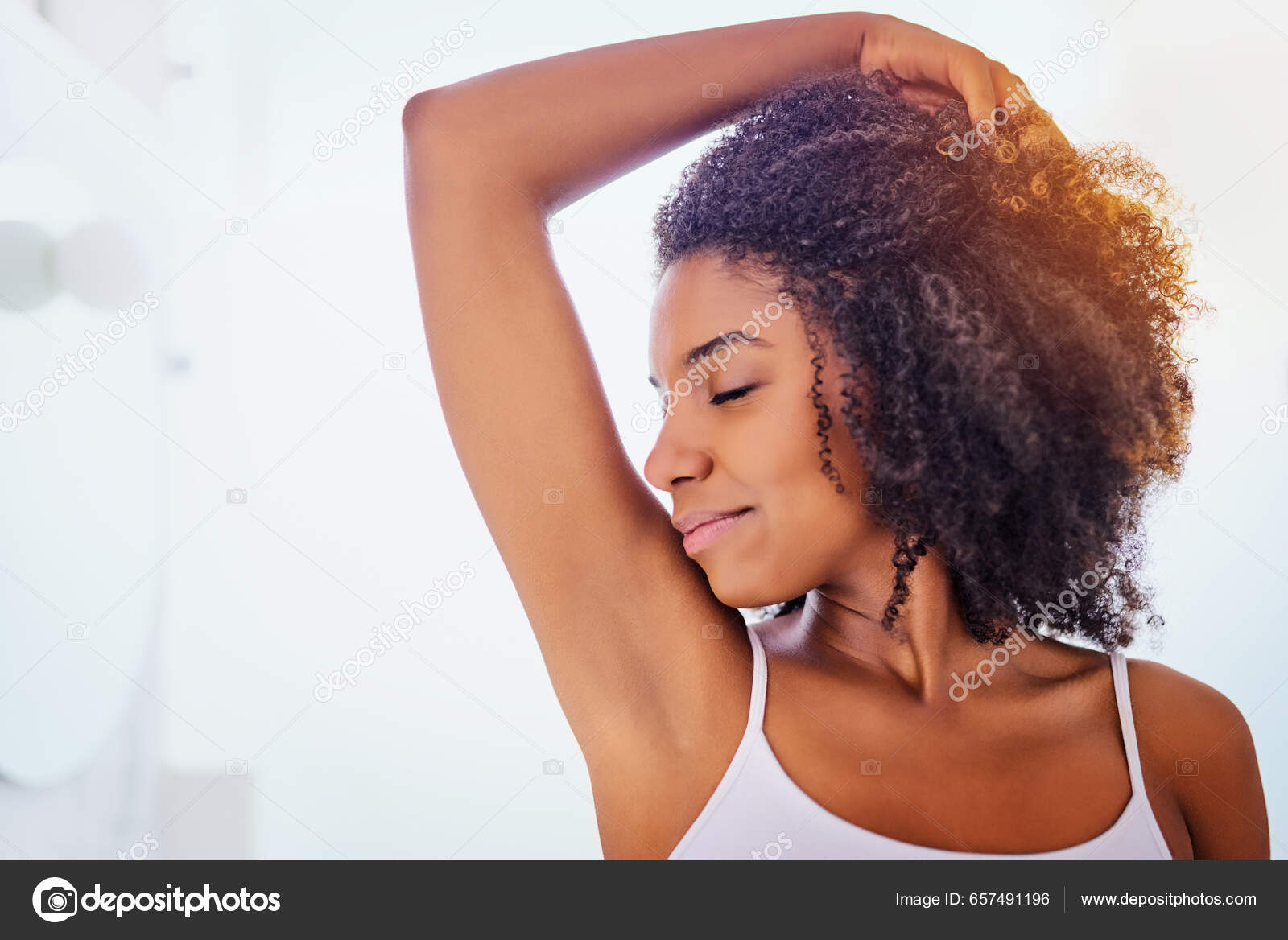 African Woman Smell Armpit Bathroom Home Smile Fragrance Clean