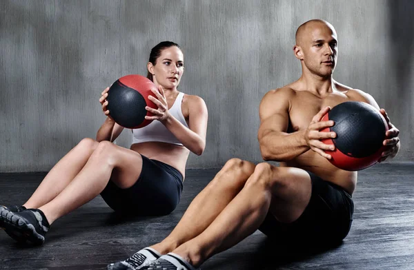 Medicine Ball Health Fitness People Doing Bodybuilding Workout Core Muscle — Stock Photo, Image