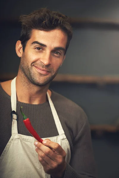 Chef Chili Retrato Homem Cozinha Com Legumes Para Vegetariano Dieta — Fotografia de Stock