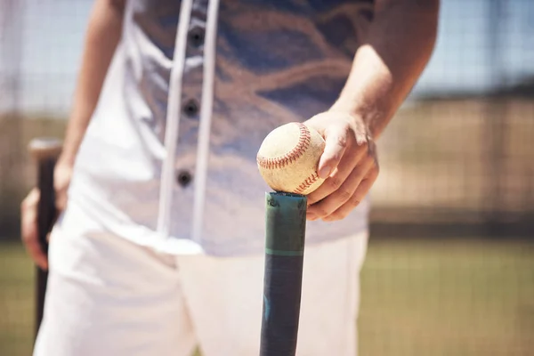 Its Tee Time Man Holding Ball Top His Batting Tee — Stock Photo, Image