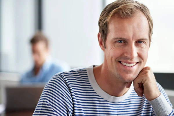 Career Contentment Portrait Smiling Man Sitting Casual Work Environment — Stock Photo, Image