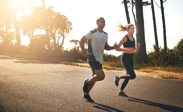 Fitness Löpning Och Frihet Med Par Väg För Träning Kardio — Stockfoto