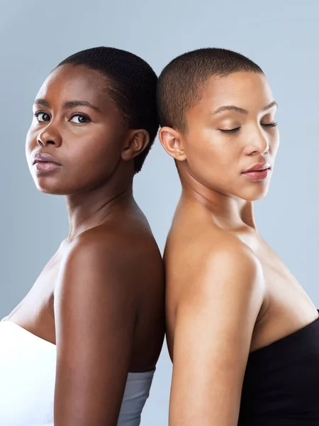 Opposites Also Same Portrait Two Beautiful Women Standing Back Back — Stock Photo, Image