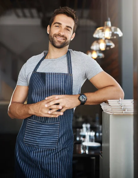 Coffee Bit Celebrity Here Portrait Confident Young Man Working Cafe — Stock Photo, Image