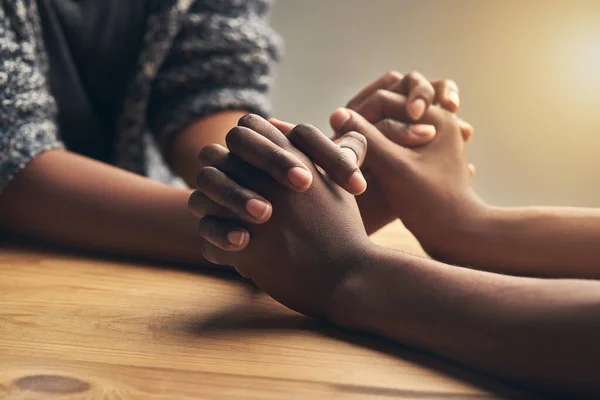 Amor Parceria Casal Mãos Dadas Para Apoio Unidade Simpatia Pela — Fotografia de Stock