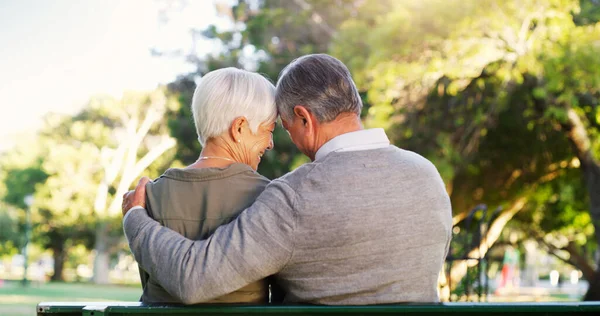 Senior Couple Hug Bench Outdoor Park Love Care Support Marriage — Stock Photo, Image