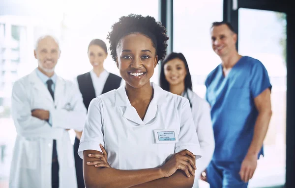 Liderança Trabalho Equipe Retrato Mulher Negra Com Médicos Enfermeiros Sorrir — Fotografia de Stock