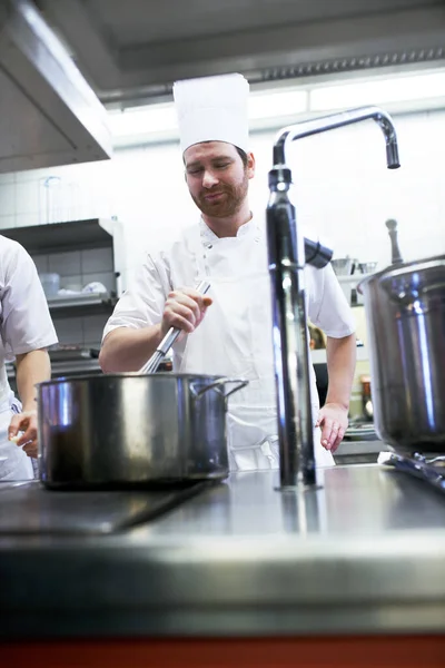 Hes Skilled Saucier Chefs Preparing Meal Service Professional Kitchen — Stock Photo, Image