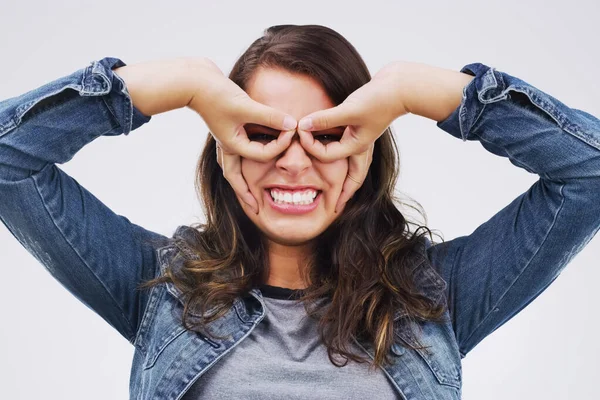 Retrato Cara Divertida Gafas Dedo Con Una Mujer Estudio Sobre — Foto de Stock