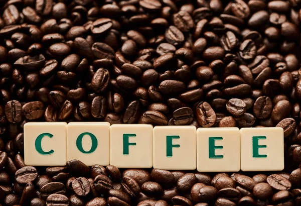 Mensheid Draait Koffie Close Schot Van Blokletters Vormen Het Woord — Stockfoto