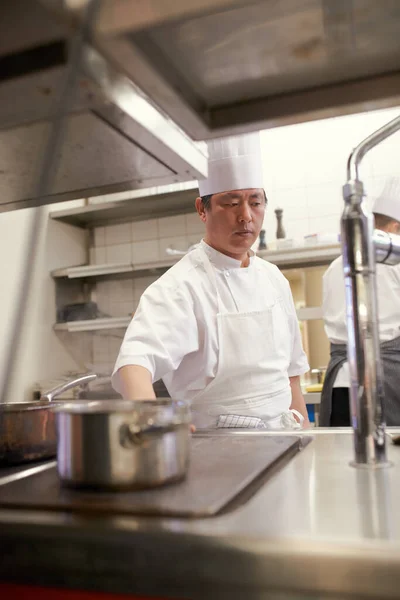 Preparare Nuove Idee Culinarie Chef Che Preparano Servizio Pasti Una — Foto Stock